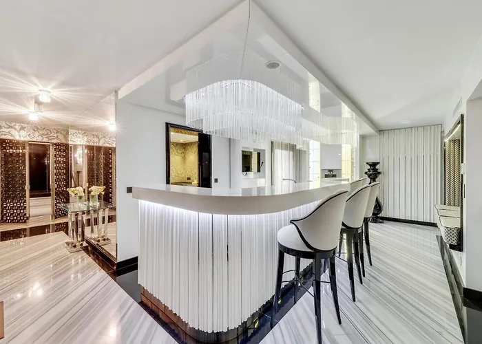 D'exception - Proche Tour Eiffel * פריז