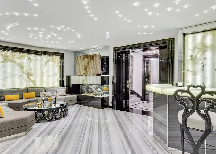 D'exception - Proche Tour Eiffel